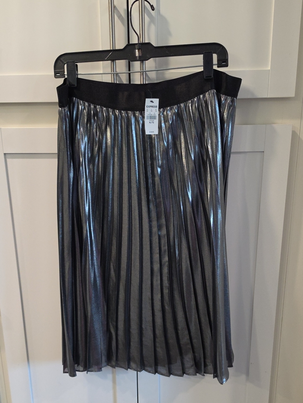Express Metallic Pleated Midi Skirt - Silver